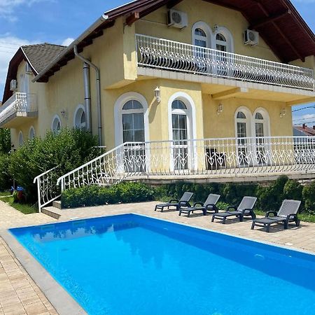 Royal Villa Balatonfüred Exterior foto